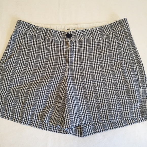lee just below the waist shorts